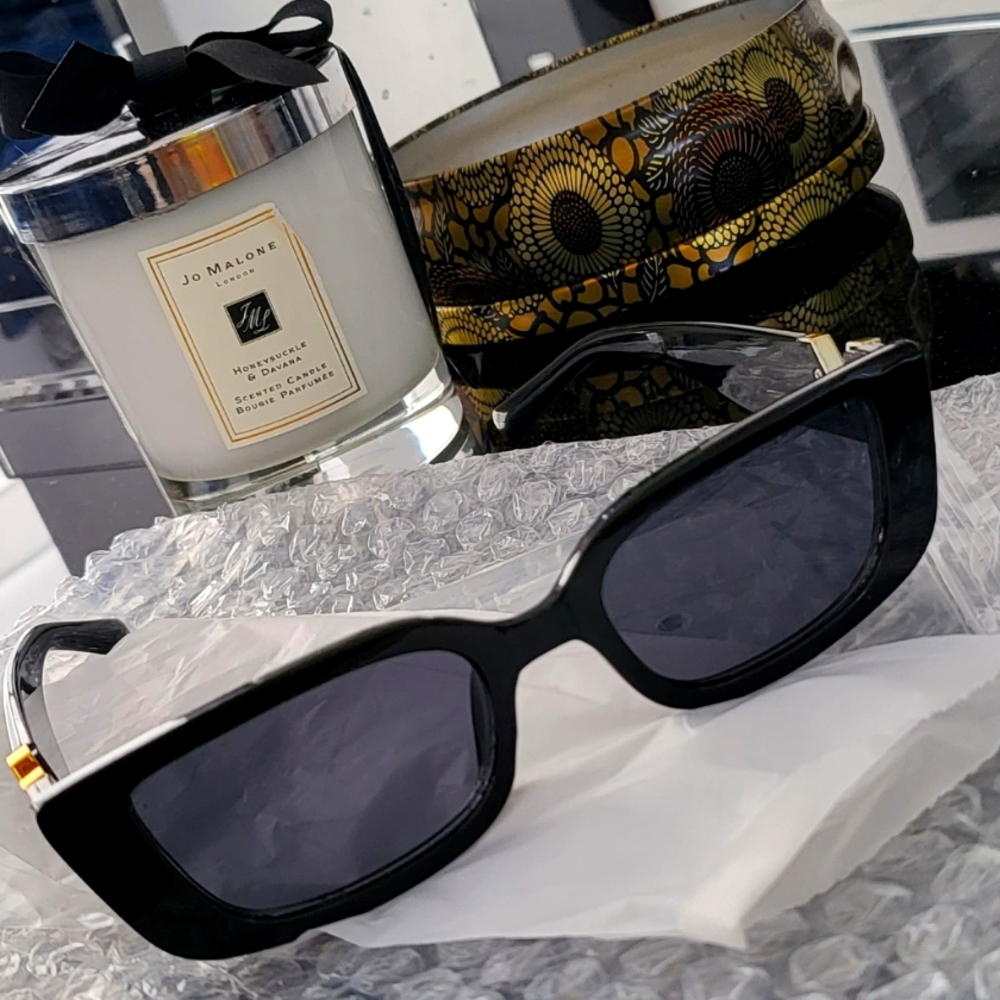Sunglasses - V Rectangle shaped